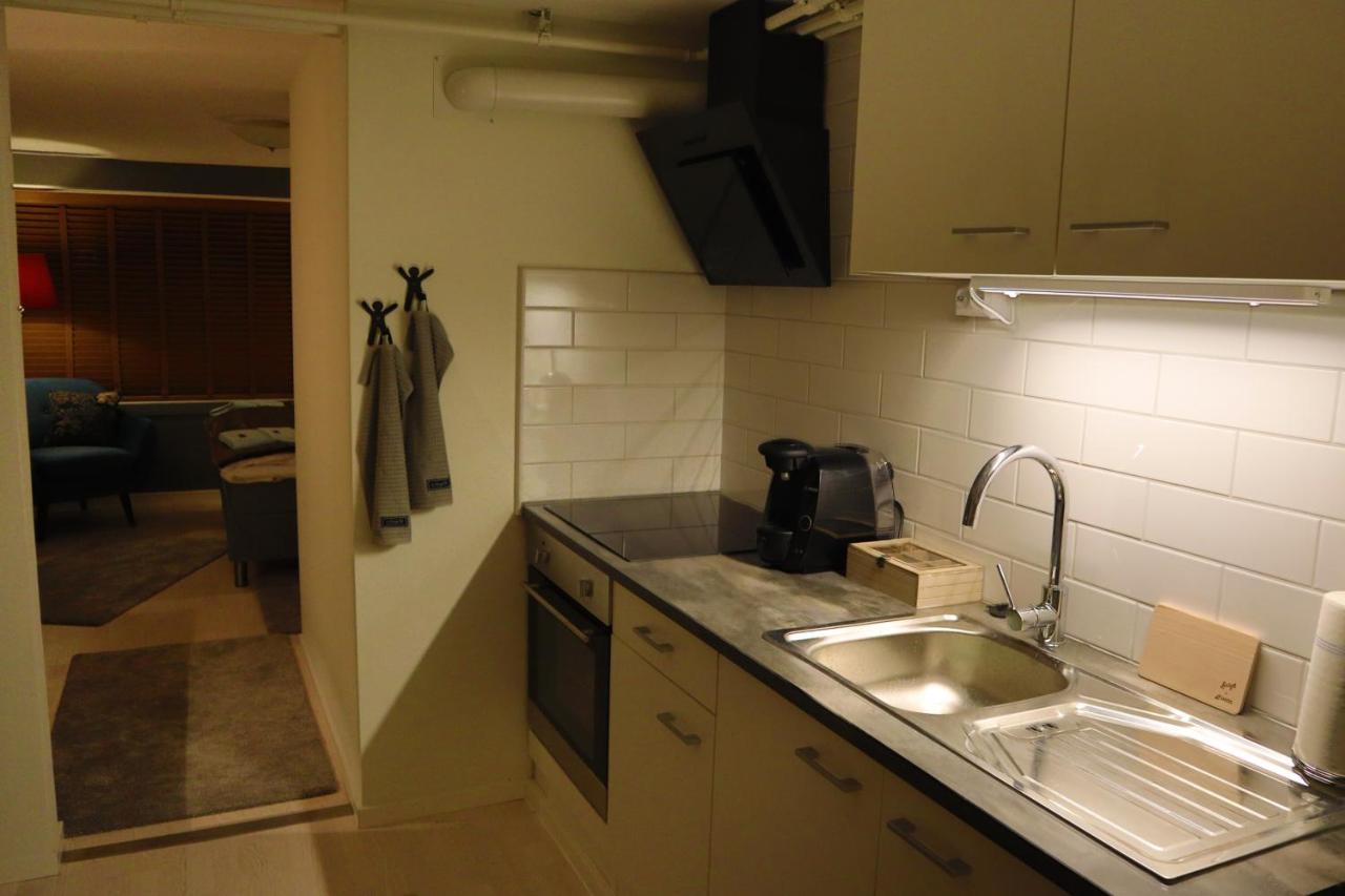 Goete'S B&B Tumba エクステリア 写真