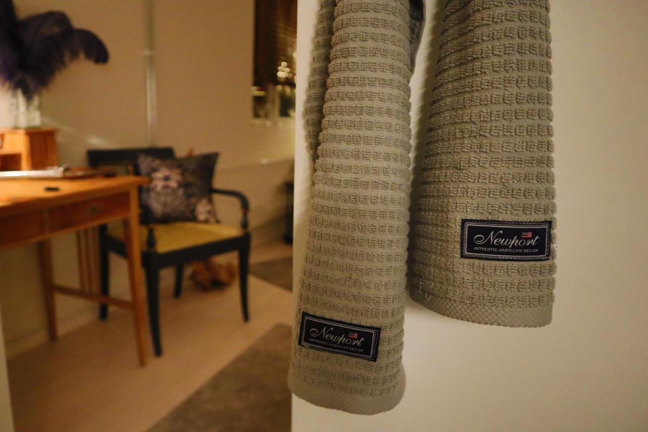 Goete'S B&B Tumba エクステリア 写真