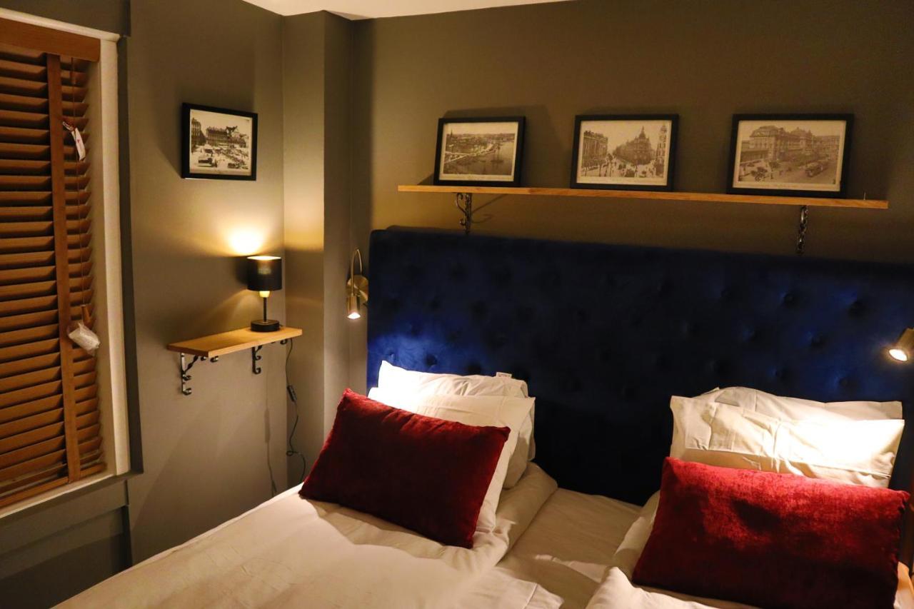 Goete'S B&B Tumba エクステリア 写真