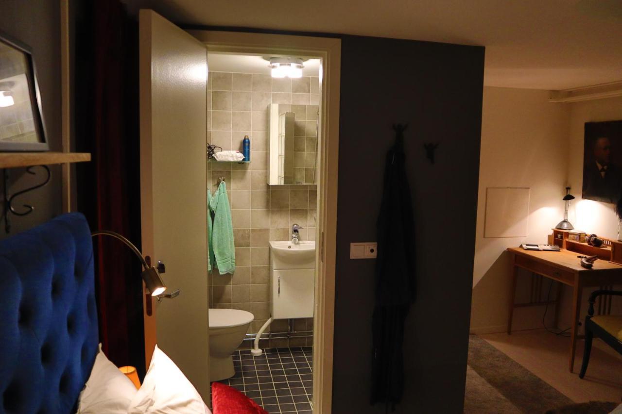Goete'S B&B Tumba エクステリア 写真